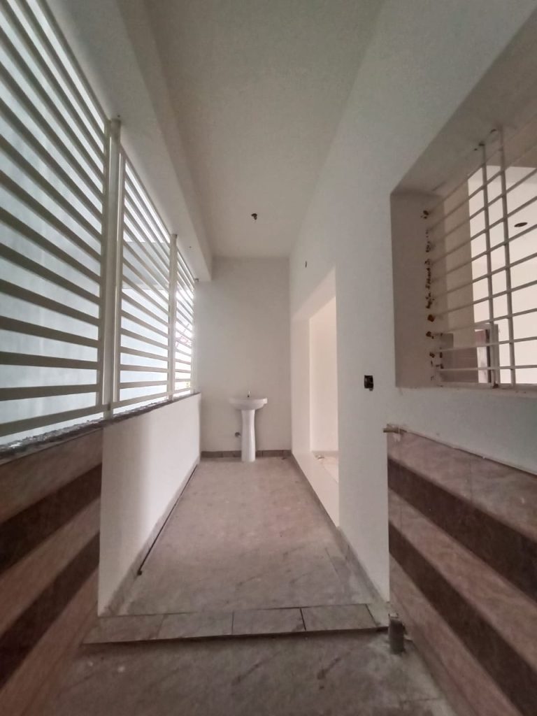 whatsapp-image-2024-12-02-at-160338-e26fd71a